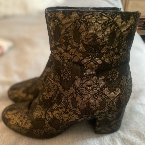 UNISA Black Lace and Gold Ankle Boots - Picture 2 of 9